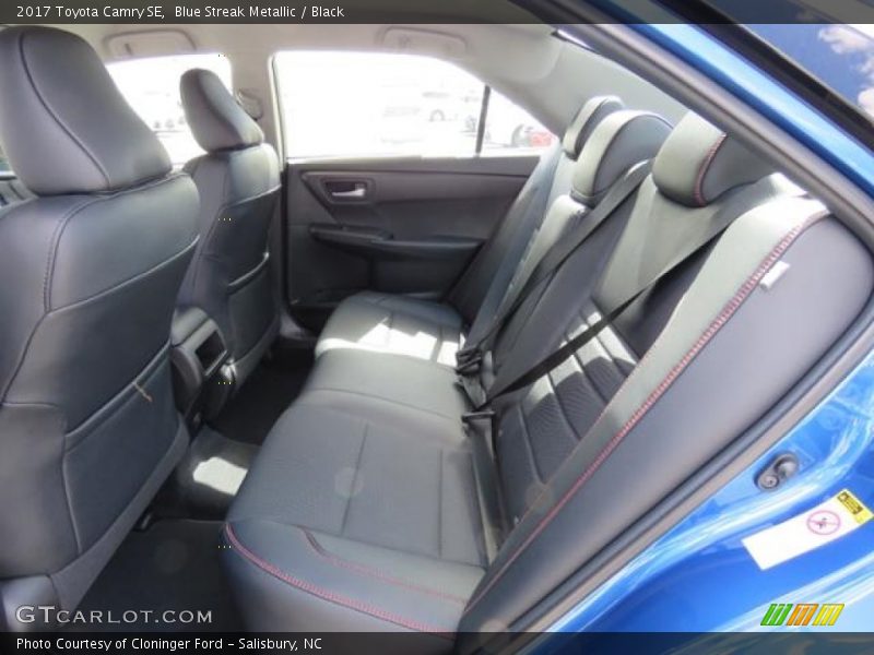 Blue Streak Metallic / Black 2017 Toyota Camry SE