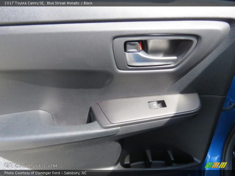 Blue Streak Metallic / Black 2017 Toyota Camry SE