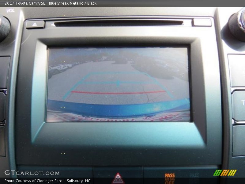 Blue Streak Metallic / Black 2017 Toyota Camry SE