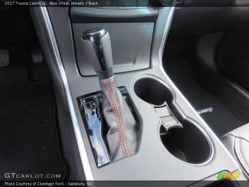Blue Streak Metallic / Black 2017 Toyota Camry SE