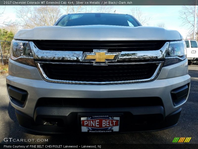 Silver Ice Metallic / Jet Black/­Dark Ash 2017 Chevrolet Colorado WT Extended Cab 4x4