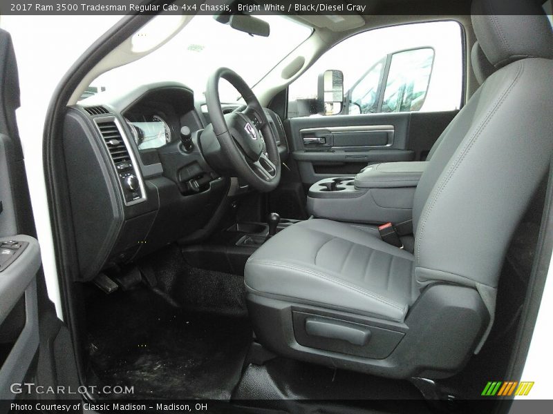 Bright White / Black/Diesel Gray 2017 Ram 3500 Tradesman Regular Cab 4x4 Chassis
