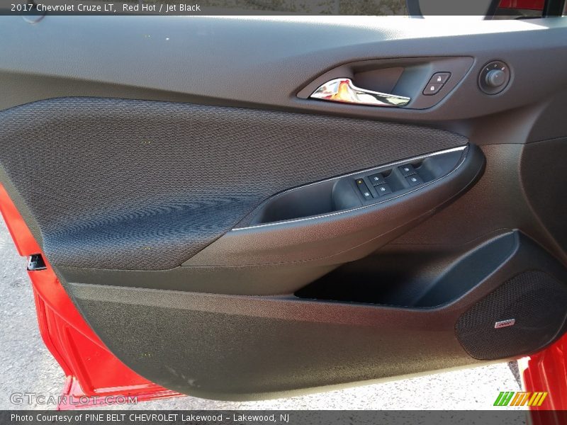 Red Hot / Jet Black 2017 Chevrolet Cruze LT