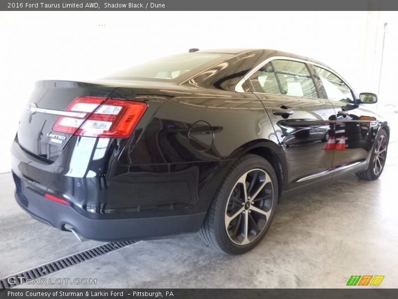Shadow Black / Dune 2016 Ford Taurus Limited AWD