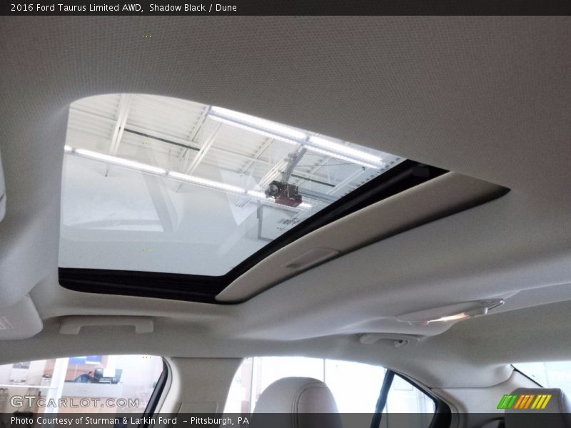 Shadow Black / Dune 2016 Ford Taurus Limited AWD