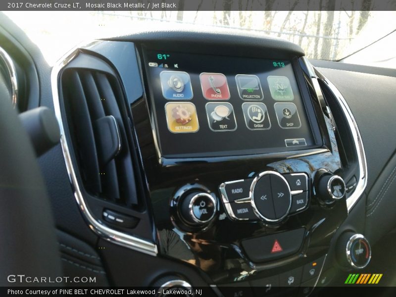 Mosaic Black Metallic / Jet Black 2017 Chevrolet Cruze LT
