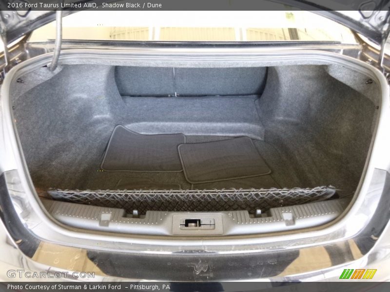 Shadow Black / Dune 2016 Ford Taurus Limited AWD