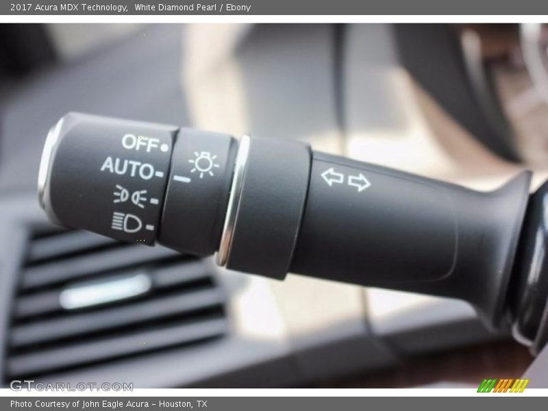 White Diamond Pearl / Ebony 2017 Acura MDX Technology