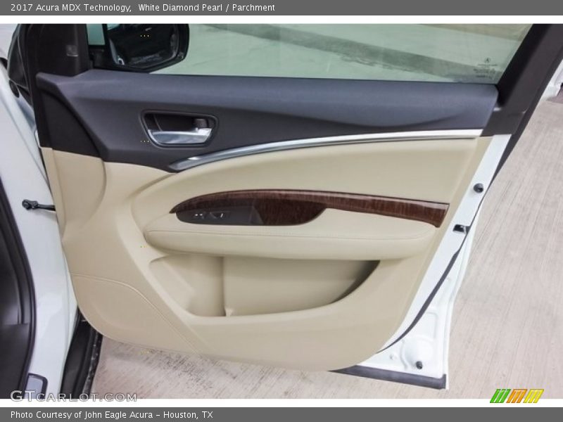 White Diamond Pearl / Parchment 2017 Acura MDX Technology