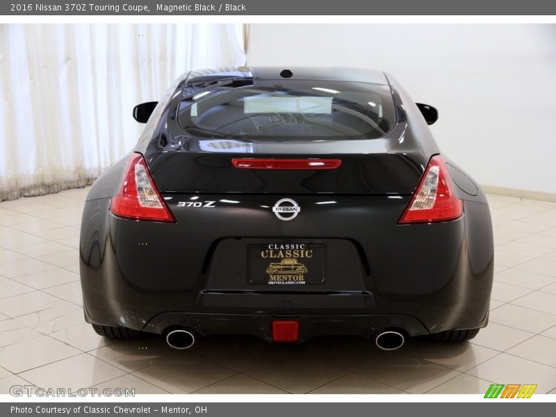 Magnetic Black / Black 2016 Nissan 370Z Touring Coupe