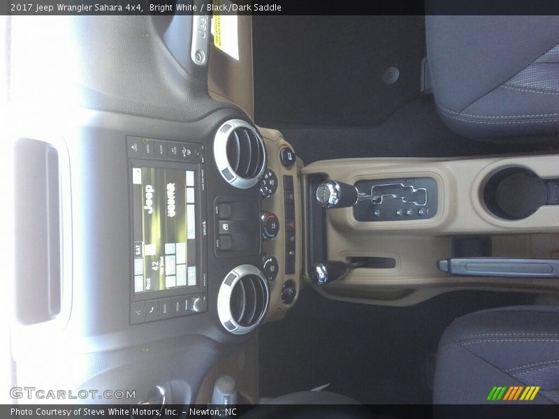 Bright White / Black/Dark Saddle 2017 Jeep Wrangler Sahara 4x4