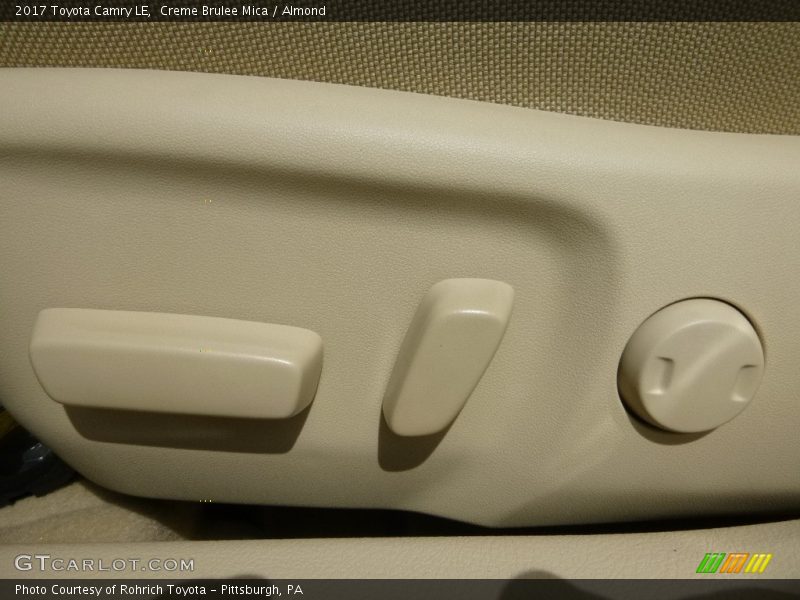 Creme Brulee Mica / Almond 2017 Toyota Camry LE