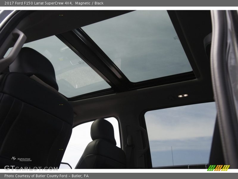 Magnetic / Black 2017 Ford F150 Lariat SuperCrew 4X4