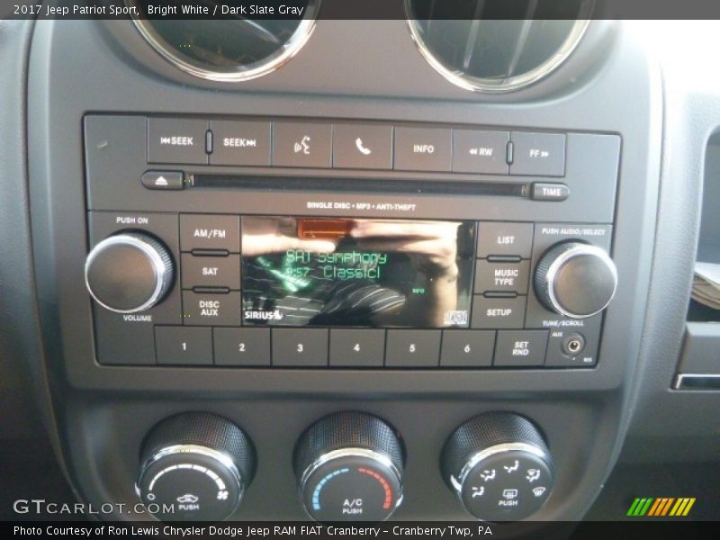 Bright White / Dark Slate Gray 2017 Jeep Patriot Sport