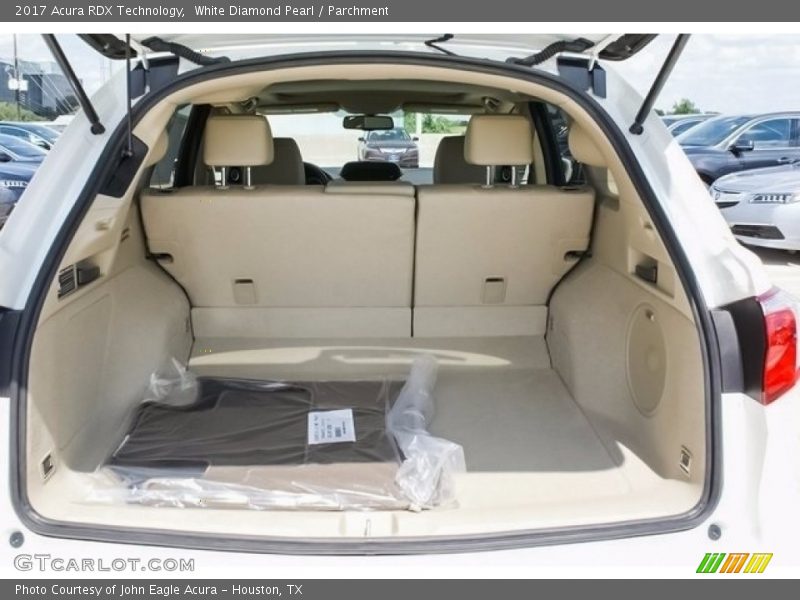 White Diamond Pearl / Parchment 2017 Acura RDX Technology