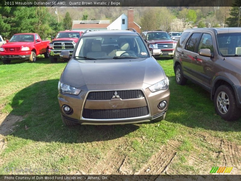 Quartz Brown Metallic / Beige 2011 Mitsubishi Outlander SE AWD