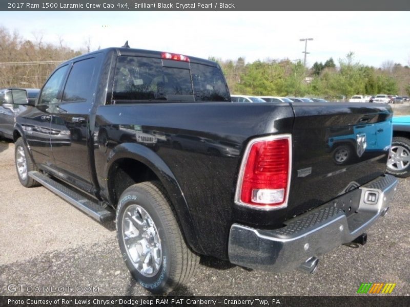 Brilliant Black Crystal Pearl / Black 2017 Ram 1500 Laramie Crew Cab 4x4