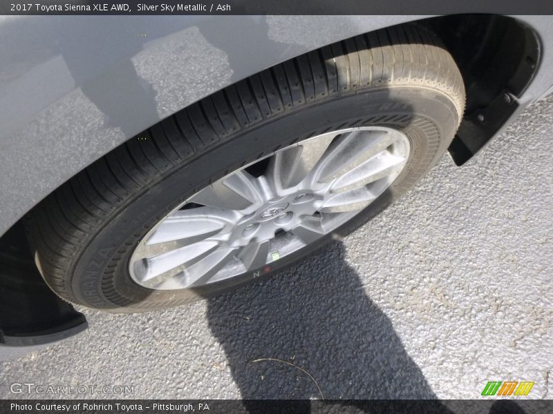Silver Sky Metallic / Ash 2017 Toyota Sienna XLE AWD