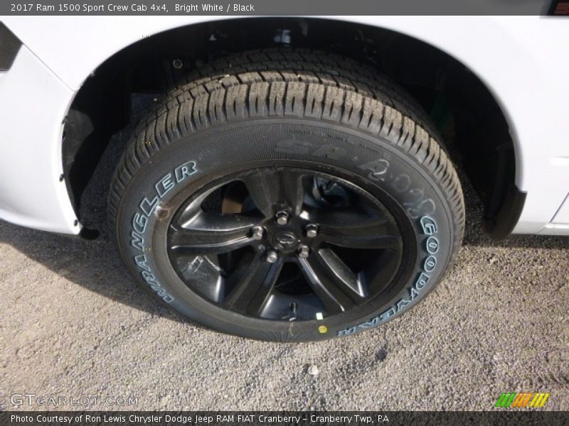 Bright White / Black 2017 Ram 1500 Sport Crew Cab 4x4