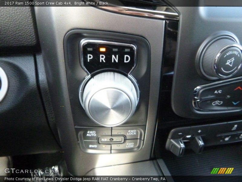 Bright White / Black 2017 Ram 1500 Sport Crew Cab 4x4