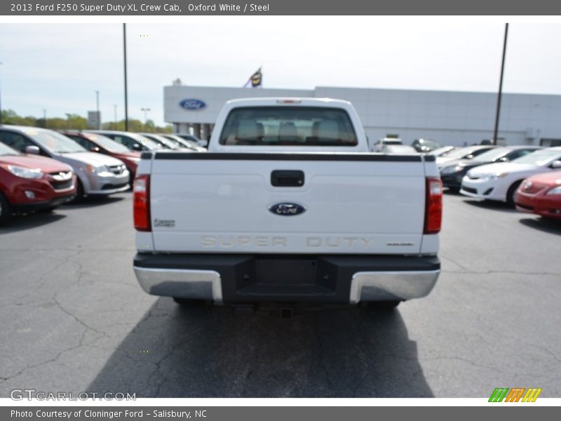 Oxford White / Steel 2013 Ford F250 Super Duty XL Crew Cab