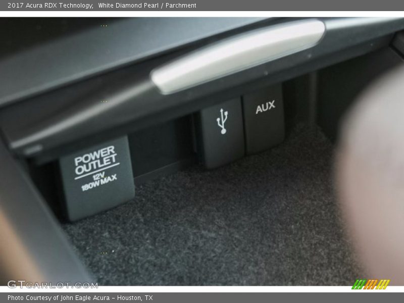 White Diamond Pearl / Parchment 2017 Acura RDX Technology