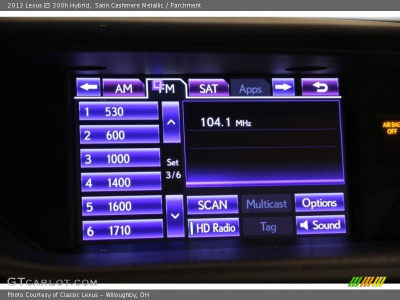 Satin Cashmere Metallic / Parchment 2013 Lexus ES 300h Hybrid