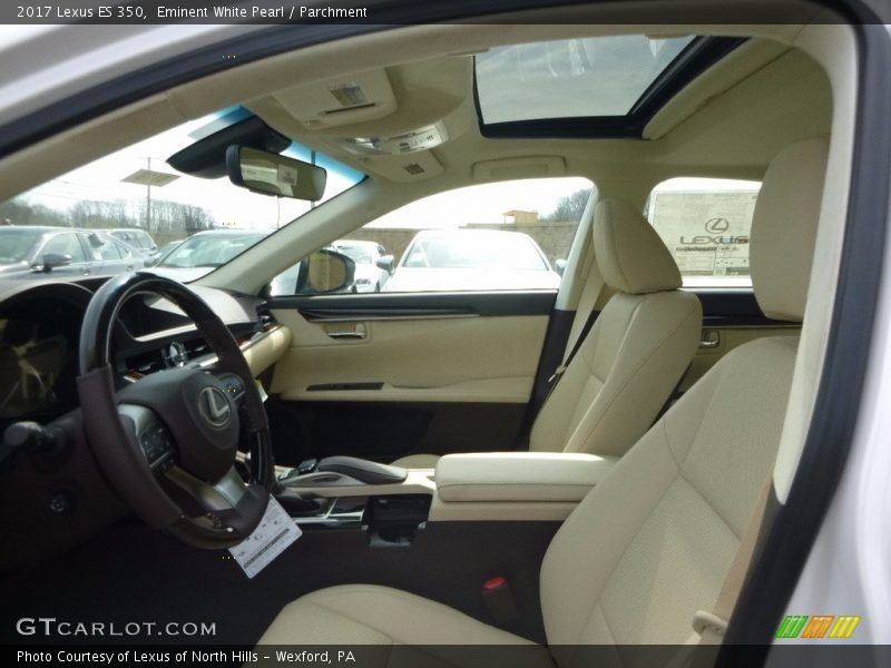 Eminent White Pearl / Parchment 2017 Lexus ES 350