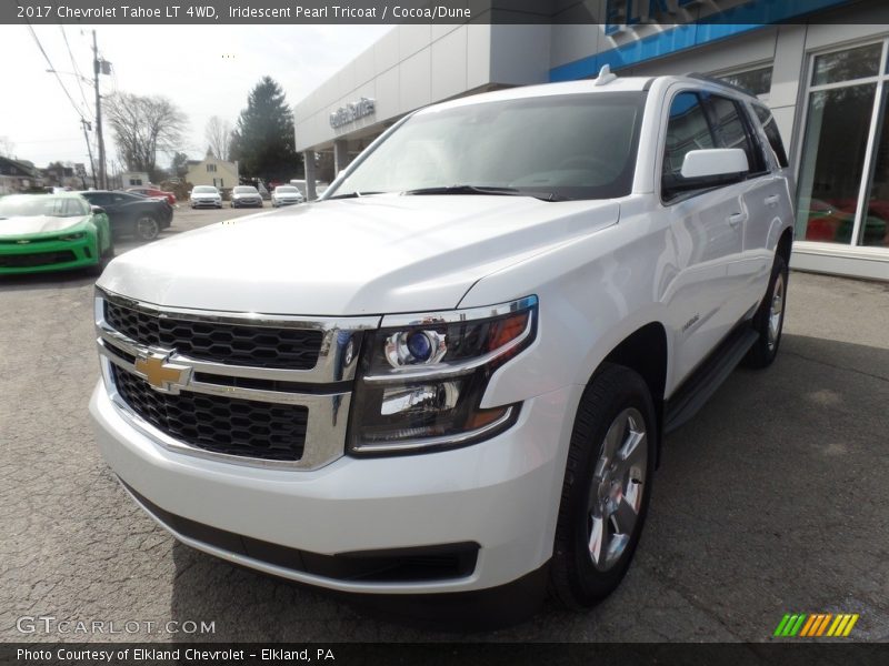 Iridescent Pearl Tricoat / Cocoa/Dune 2017 Chevrolet Tahoe LT 4WD
