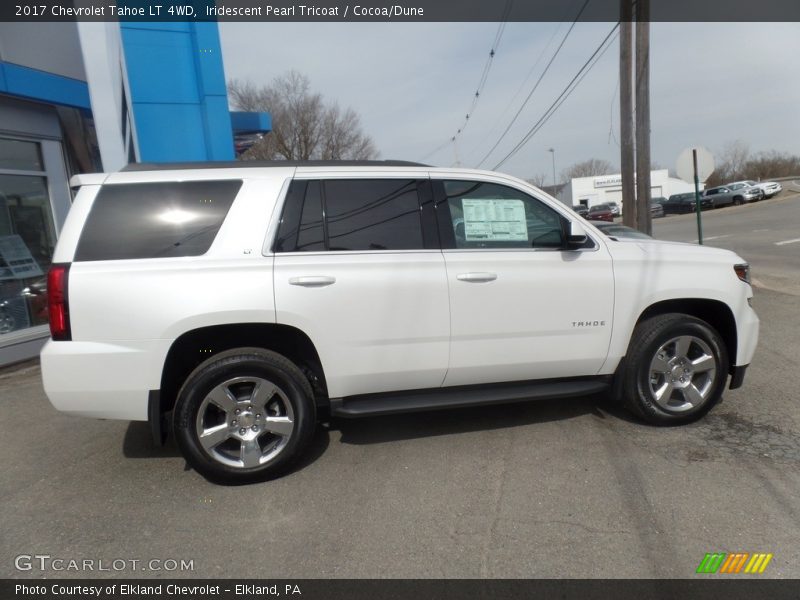 Iridescent Pearl Tricoat / Cocoa/Dune 2017 Chevrolet Tahoe LT 4WD