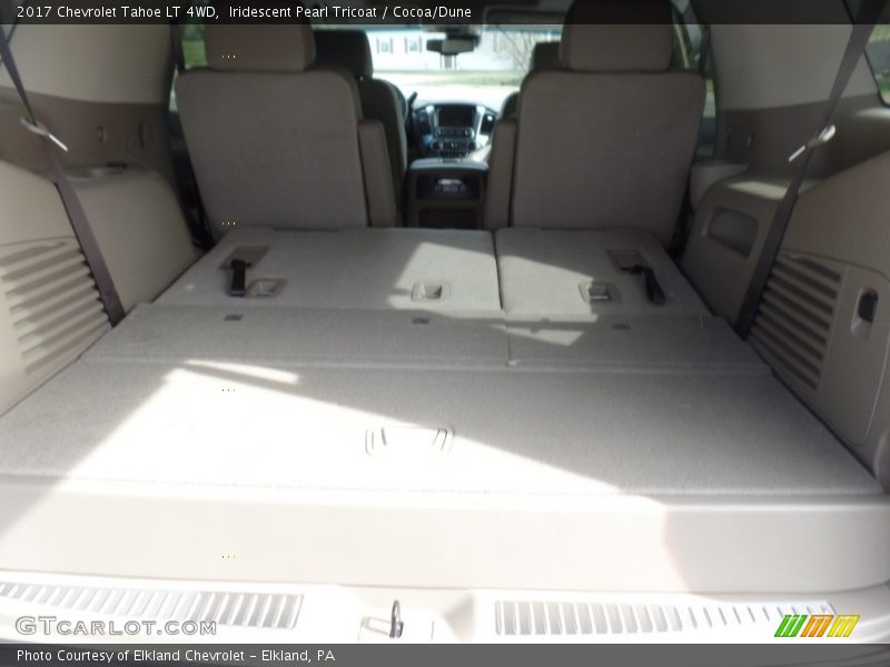Iridescent Pearl Tricoat / Cocoa/Dune 2017 Chevrolet Tahoe LT 4WD