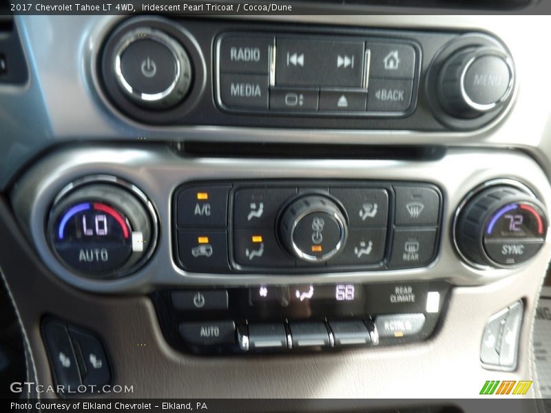 Iridescent Pearl Tricoat / Cocoa/Dune 2017 Chevrolet Tahoe LT 4WD