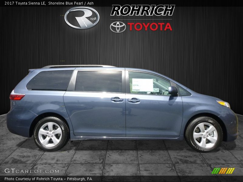 Shoreline Blue Pearl / Ash 2017 Toyota Sienna LE