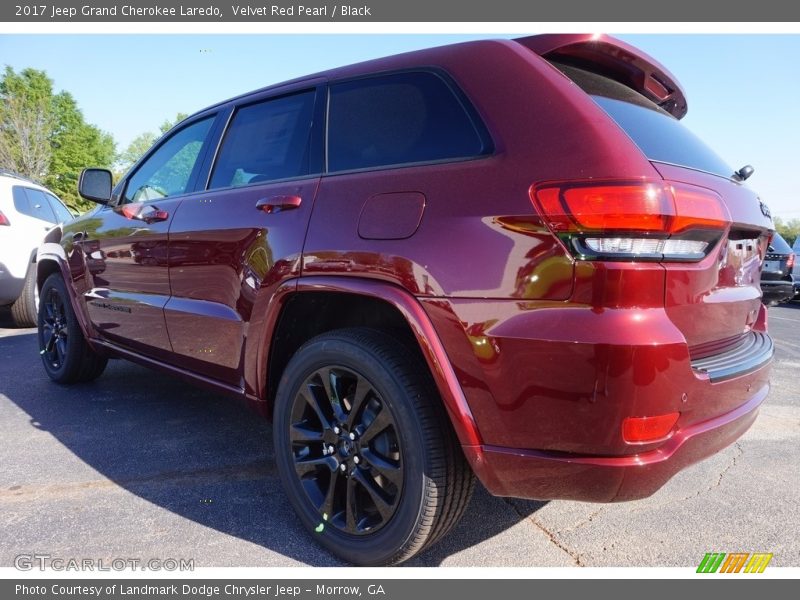 Velvet Red Pearl / Black 2017 Jeep Grand Cherokee Laredo