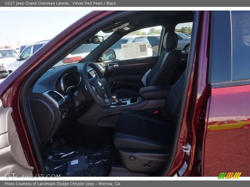 Velvet Red Pearl / Black 2017 Jeep Grand Cherokee Laredo