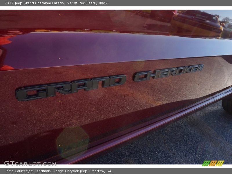 Velvet Red Pearl / Black 2017 Jeep Grand Cherokee Laredo