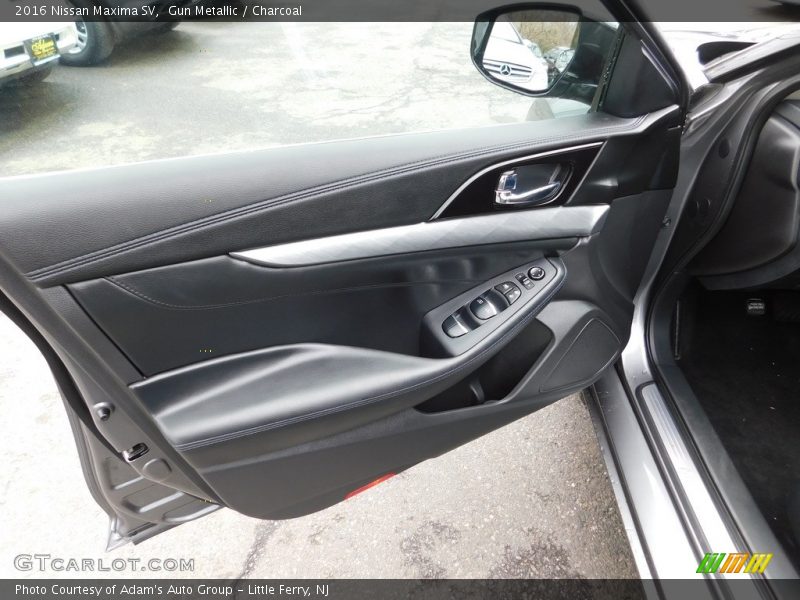 Gun Metallic / Charcoal 2016 Nissan Maxima SV