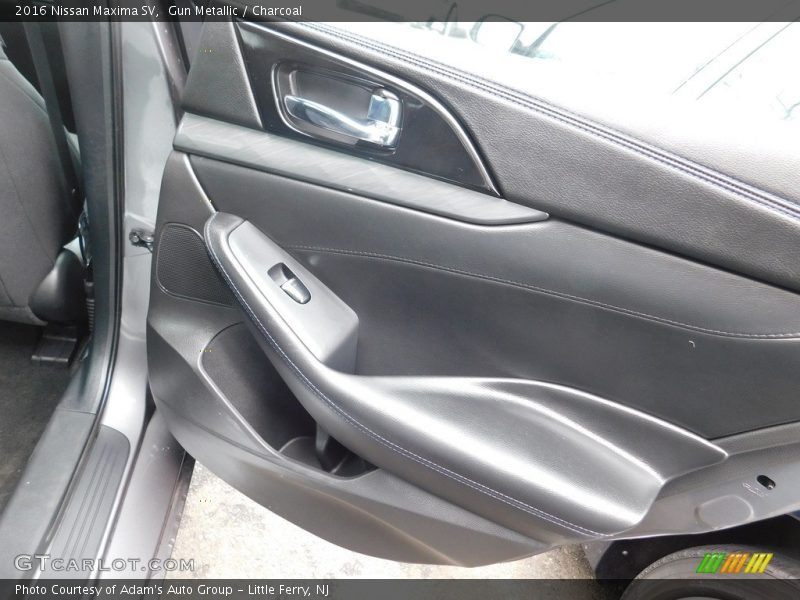 Gun Metallic / Charcoal 2016 Nissan Maxima SV