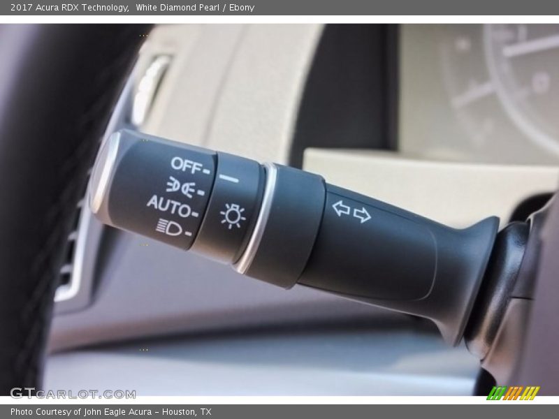 White Diamond Pearl / Ebony 2017 Acura RDX Technology