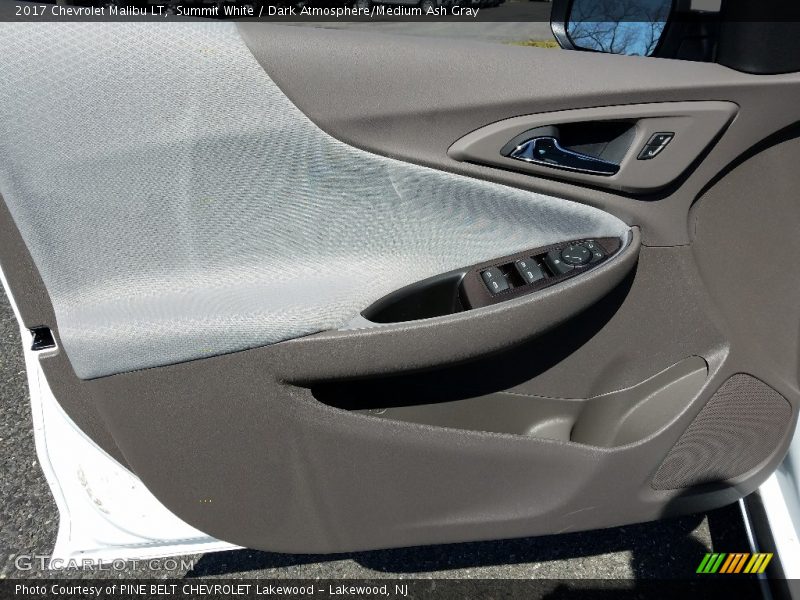 Summit White / Dark Atmosphere/Medium Ash Gray 2017 Chevrolet Malibu LT