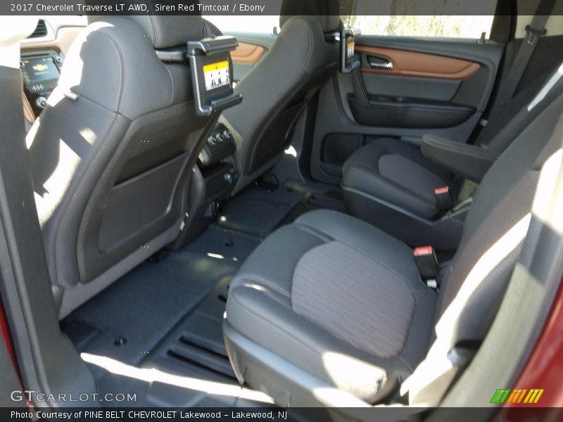 Siren Red Tintcoat / Ebony 2017 Chevrolet Traverse LT AWD