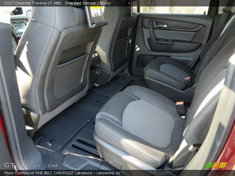 Siren Red Tintcoat / Ebony 2017 Chevrolet Traverse LT AWD