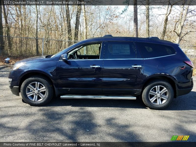 Blue Velvet Metallic / Ebony 2017 Chevrolet Traverse LT