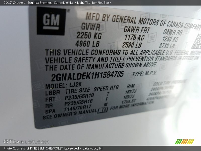 Summit White / Light Titanium/Jet Black 2017 Chevrolet Equinox Premier