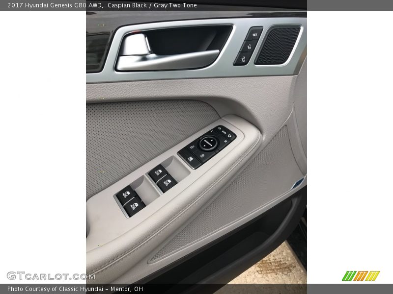 Controls of 2017 Genesis G80 AWD