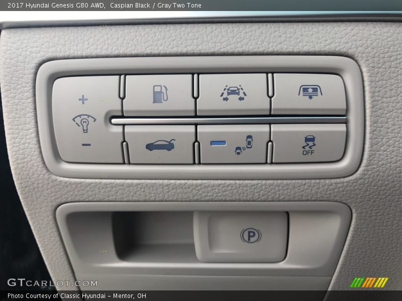Controls of 2017 Genesis G80 AWD