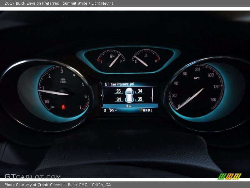 Summit White / Light Neutral 2017 Buick Envision Preferred