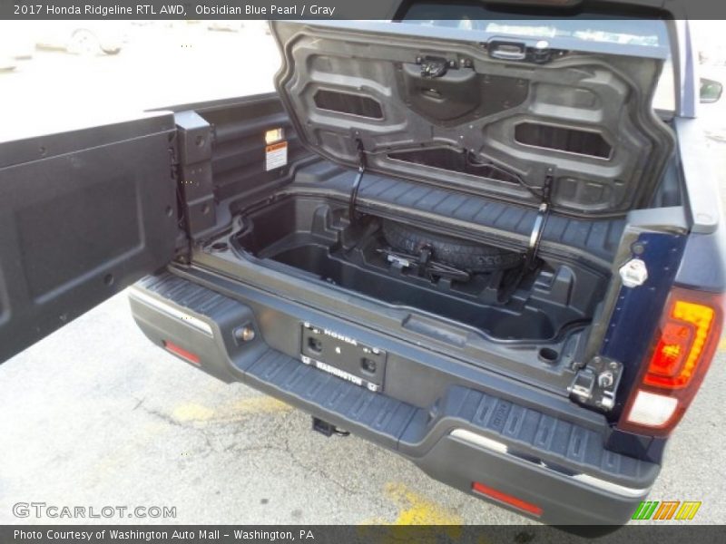Obsidian Blue Pearl / Gray 2017 Honda Ridgeline RTL AWD