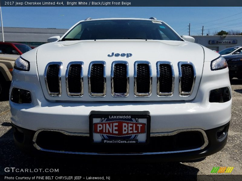 Bright White / Black/Light Frost Beige 2017 Jeep Cherokee Limited 4x4