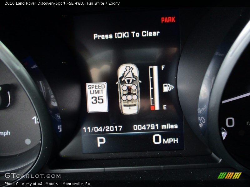 Fuji White / Ebony 2016 Land Rover Discovery Sport HSE 4WD